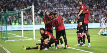 Fatih Karagümrük Süper Lig’e Yükseldi!