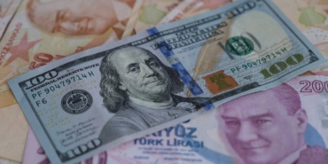 Dolar/TL Haftaya Yatay Başladı: Piyasa Beklentileri