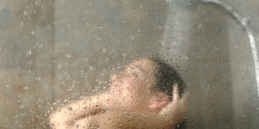 Sıcak Duşun Gizli Tehlikeleri: Dikkat!