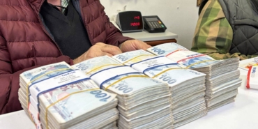 Bankacılıkta Mevduatlar Artarken Krediler Düştü