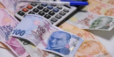 Borç Krizi Derinleşiyor: Mevduatlar Düşüşte!