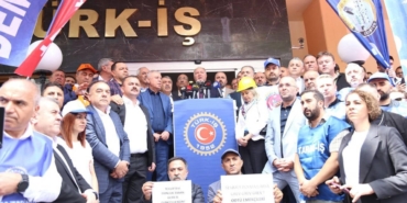 Kamu İşçileri İçin Zam Beklentisi Devam Ediyor!